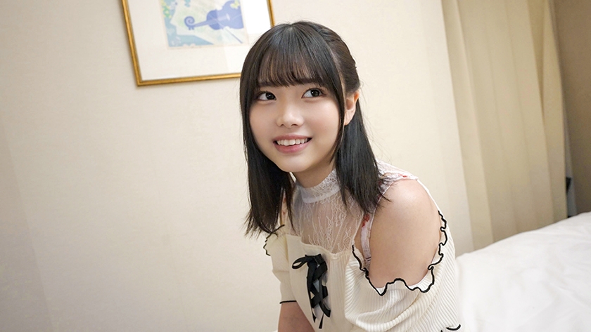 素人JD【限定】あやめちゃん20歳 JDよりも年下にしか見えない超絶童顔ガール！！148cmでGカップという奇跡のボディの持ち主！！征服欲を掻き立てる激エロむすめにドカ突き中出しSEX！！- 恋愛カノジョ